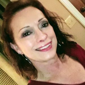 Meet your Posher, Bobbie